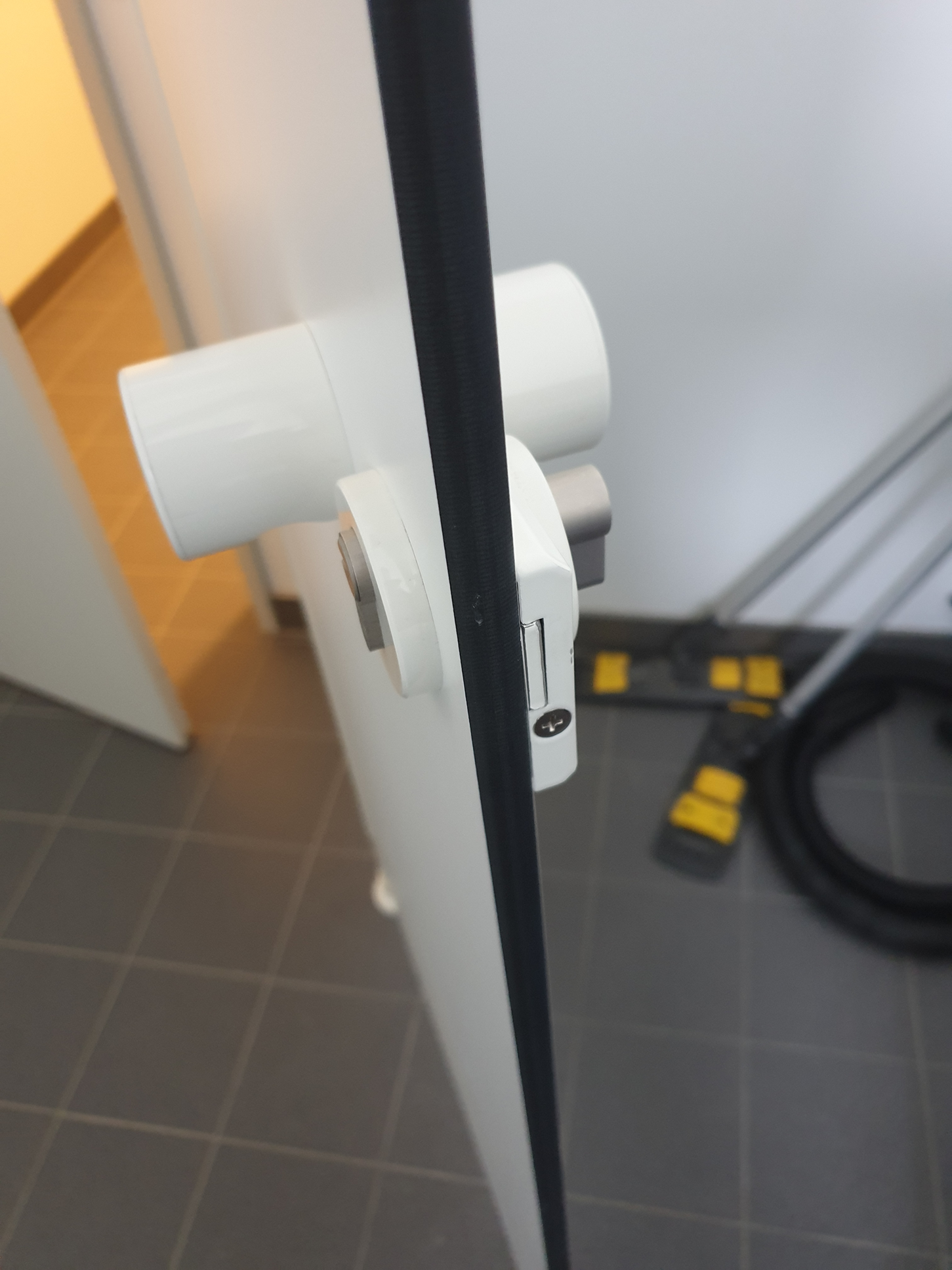 HPL WC Trennwand Gebraucht