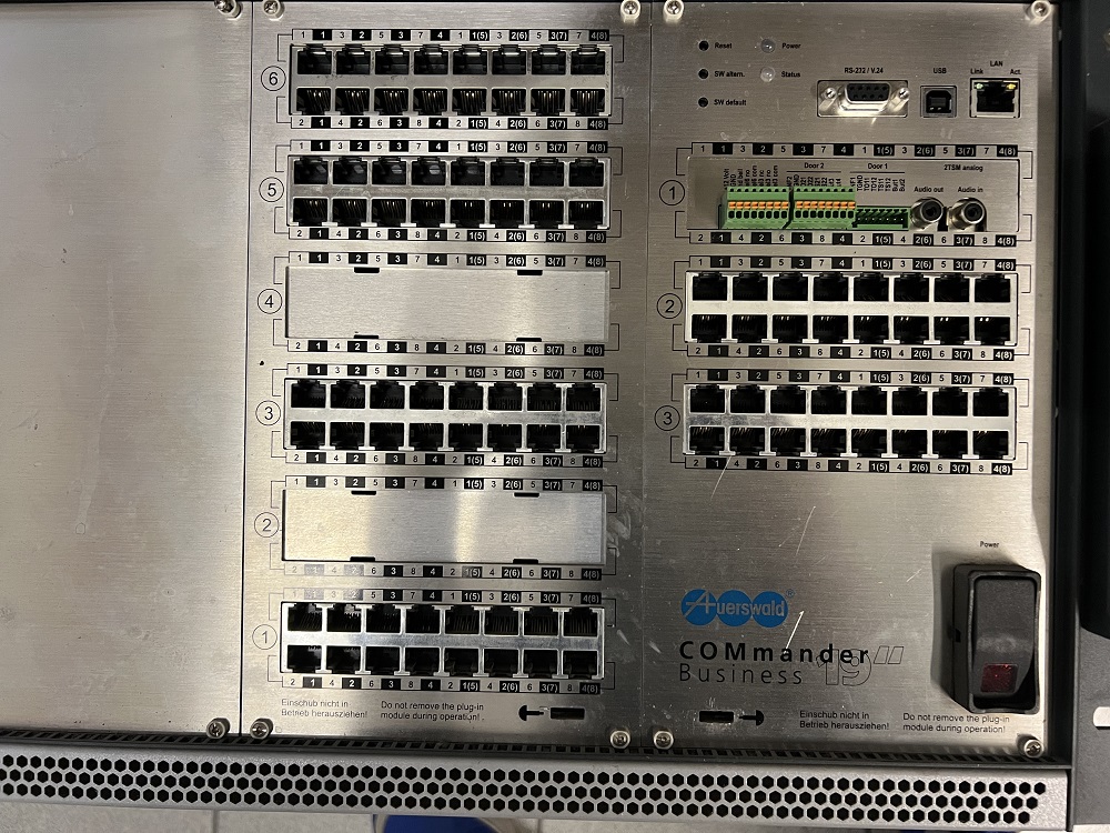 Auerswald Telefonanlage COMmander Business /GEBRAUCHT