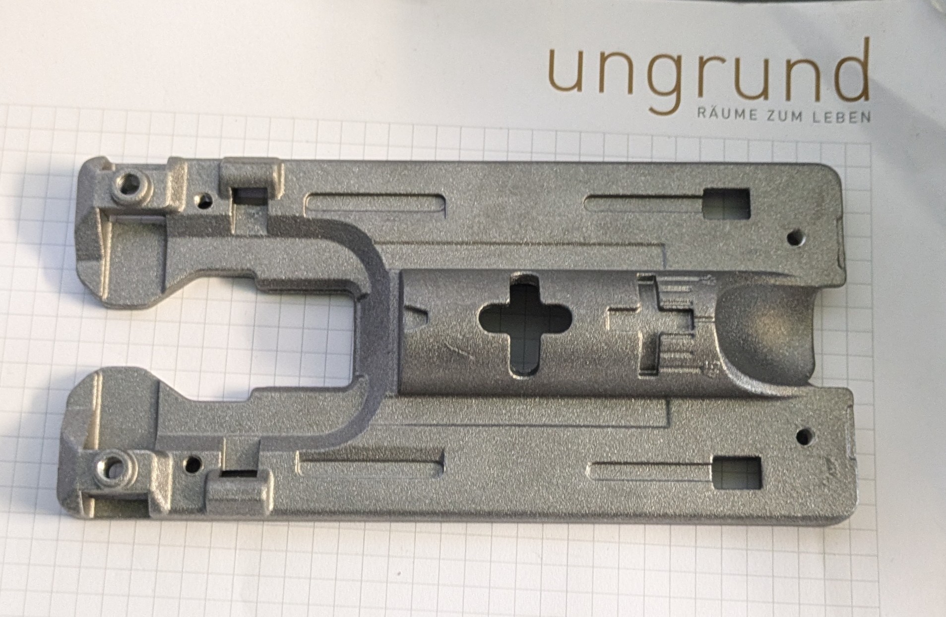 Makita Ersatzteil Grundplatte 317565-8