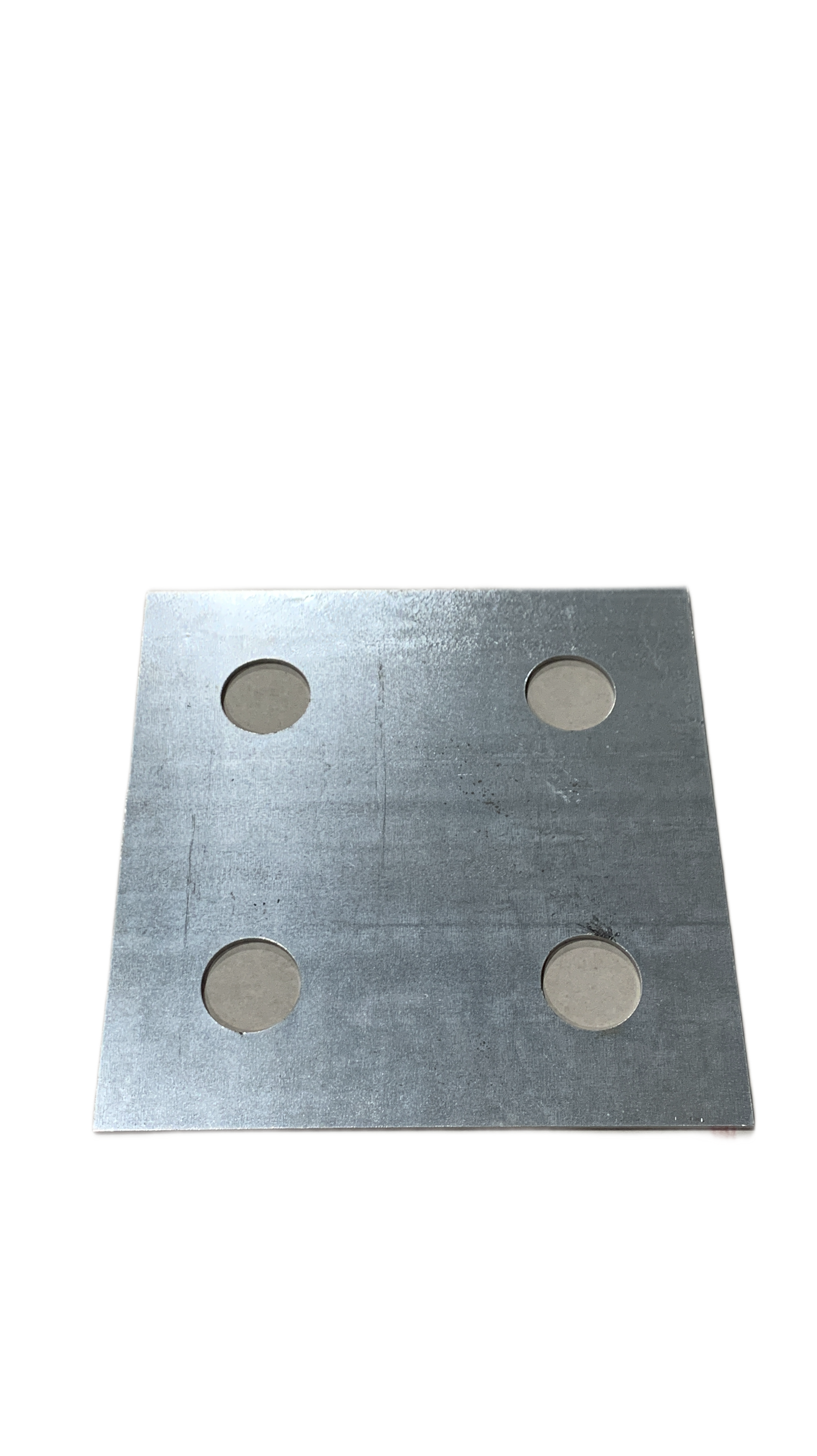 DK04 240/240 x 4 mm Stahlplatte mit vier Löchern Ø 38mm